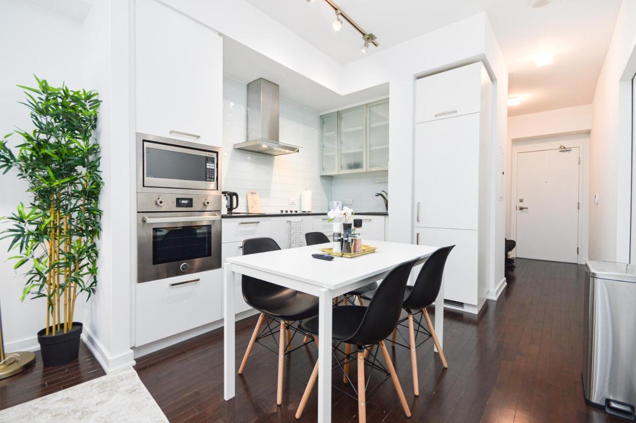 Downtown Toronto Condo Mins From Scotiabank Arena, Tiff, Cn Tower, Union, Mtcc Eksteriør bilde