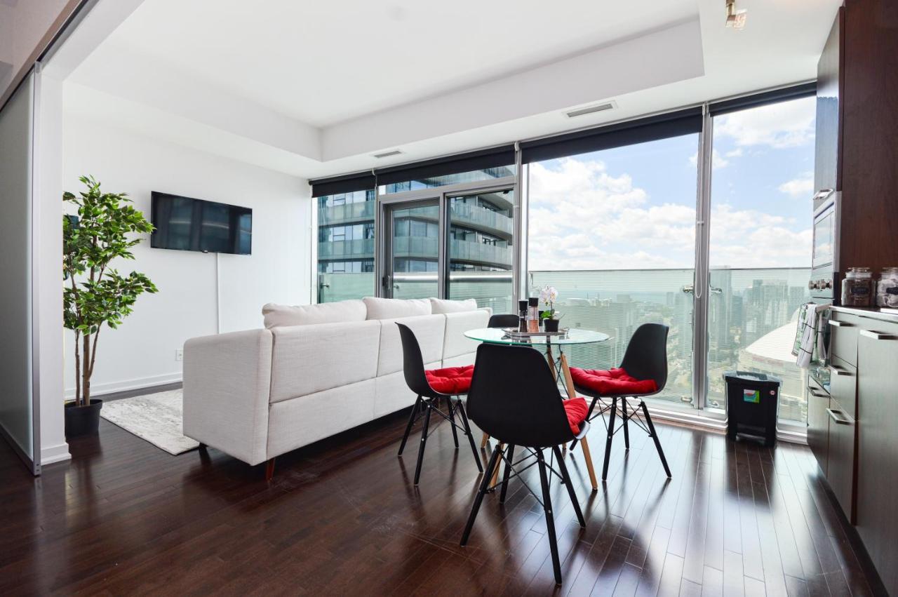 Downtown Toronto Condo Mins From Scotiabank Arena, Tiff, Cn Tower, Union, Mtcc Eksteriør bilde