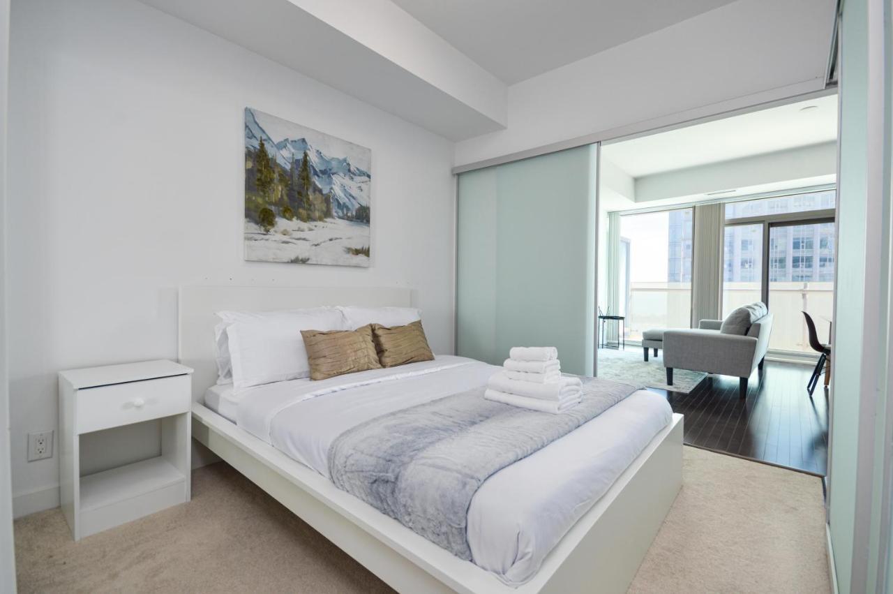 Downtown Toronto Condo Mins From Scotiabank Arena, Tiff, Cn Tower, Union, Mtcc Eksteriør bilde