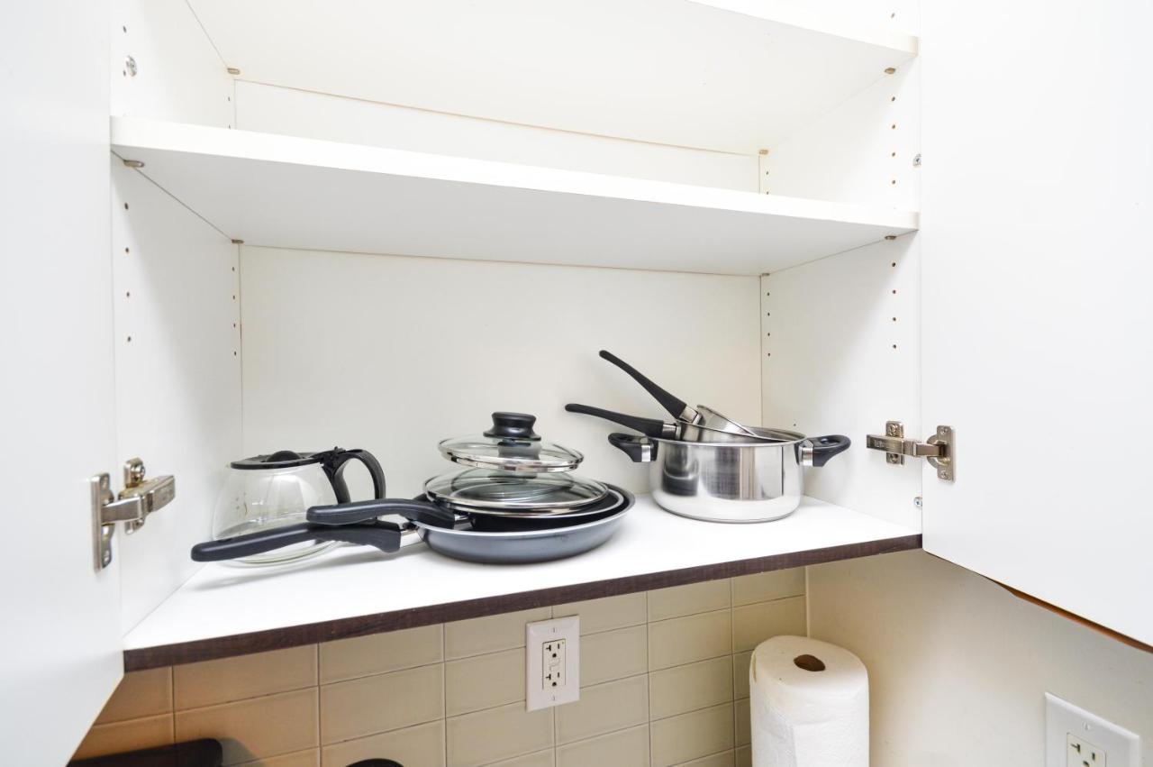 Downtown Toronto Condo Mins From Scotiabank Arena, Tiff, Cn Tower, Union, Mtcc Eksteriør bilde
